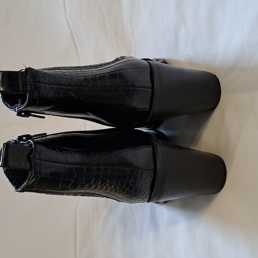 ASOS croc embossed bootie - Picture 9 of 13